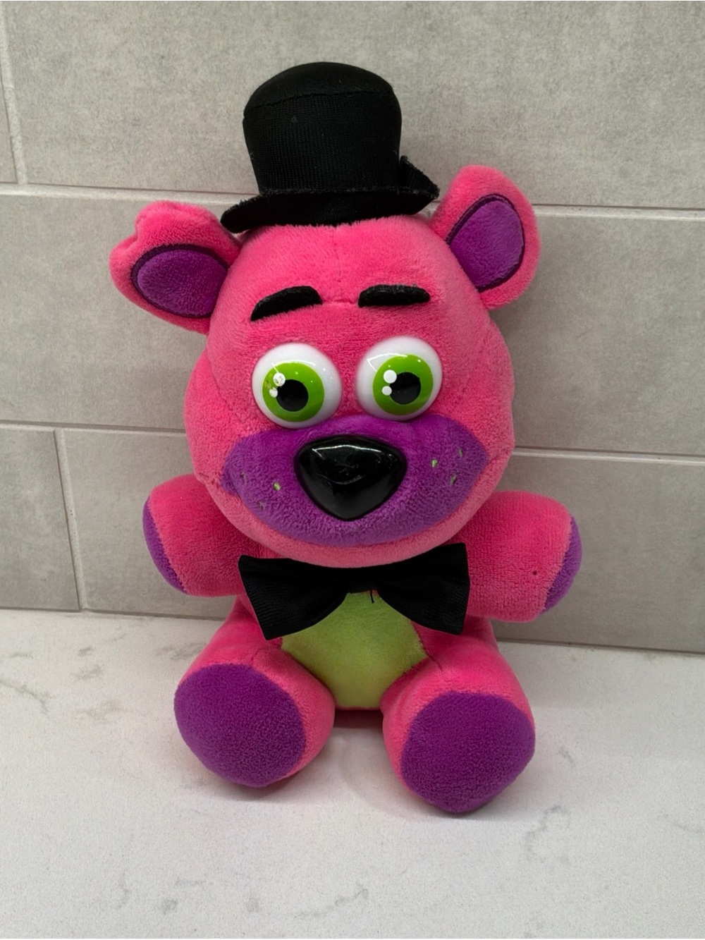 FNAF Five Nights at Freddy’s Pink Blacklight Freddy 2019